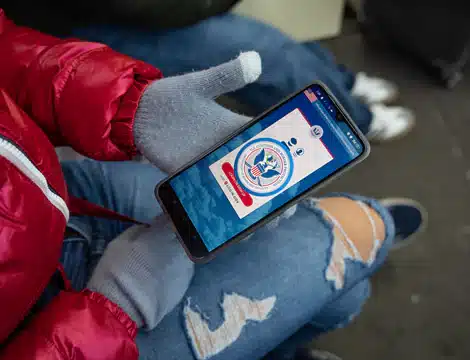 DHS Revokes Legal Status for Migrants Under Biden App
