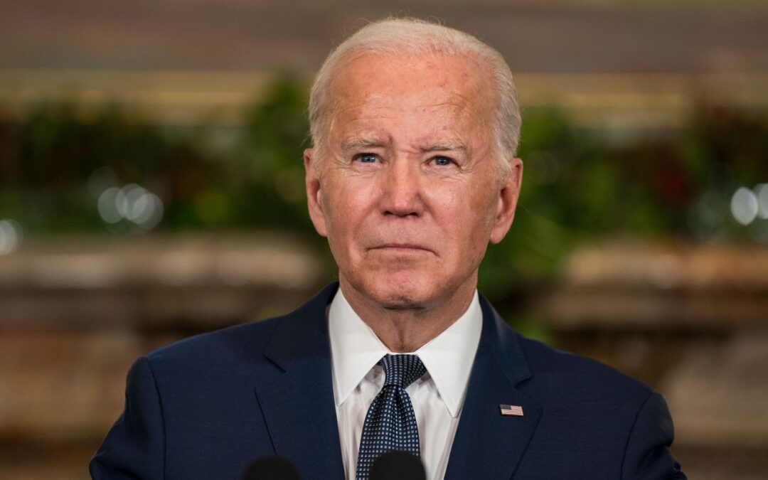 Biden Adds Mystery to Cancer Diagnosis With Jaw-Dropping Admission